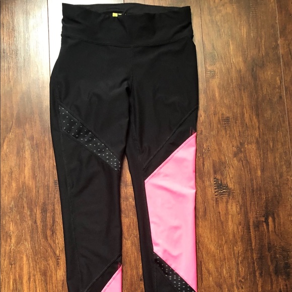 Three pairs of leggings - Picture 2 of 7